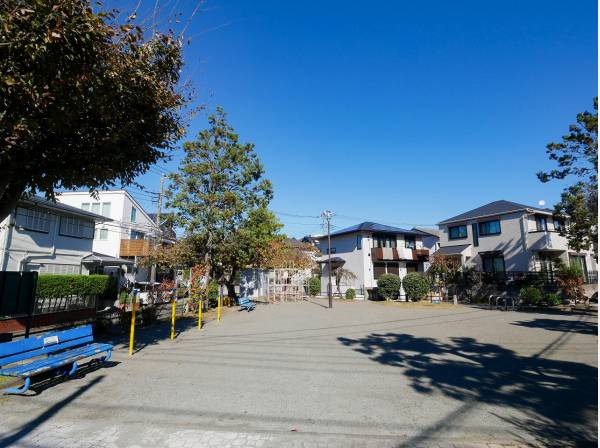 太洋公園まで徒歩2分（約110m）