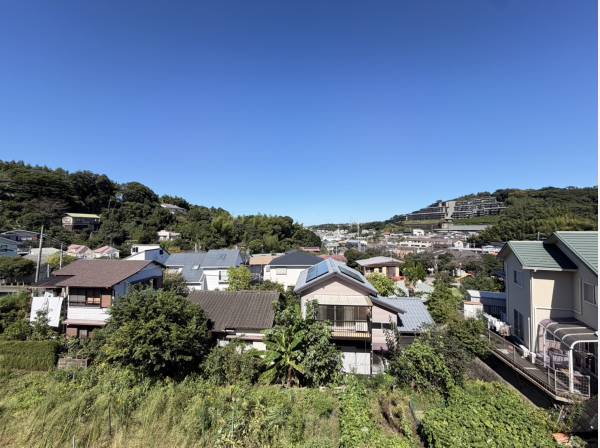 北側のお部屋からは抜け感のある眺望♪