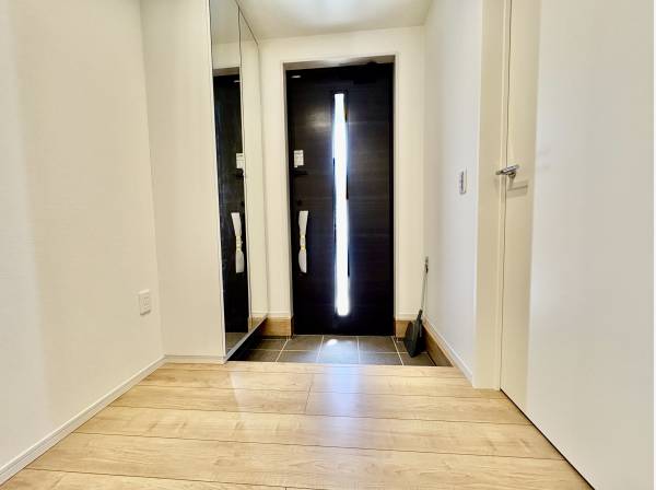 玄関も広いですね！