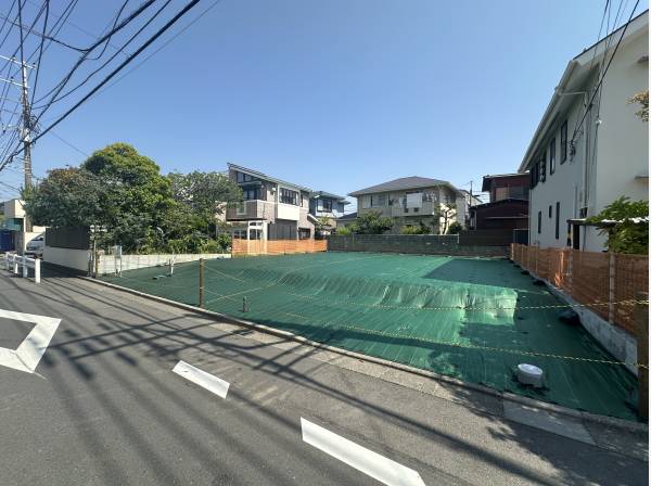 全2区画の分譲/対象地は左側のA区画