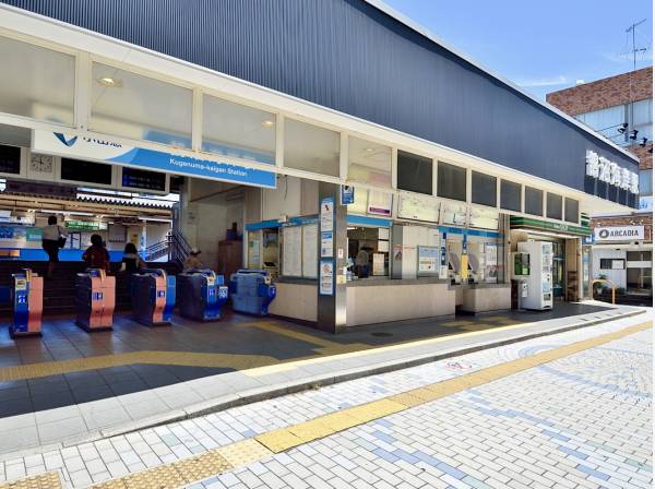 小田急江ノ島線「鵠沼海岸」駅　徒歩9分（約720m)