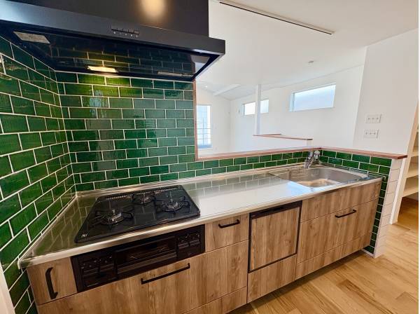 キッチンはオシャレと実用性を兼ねております！