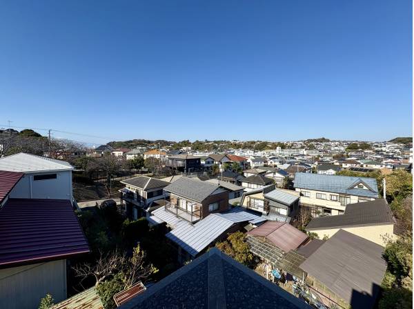 高台に位置するため開放感がございます