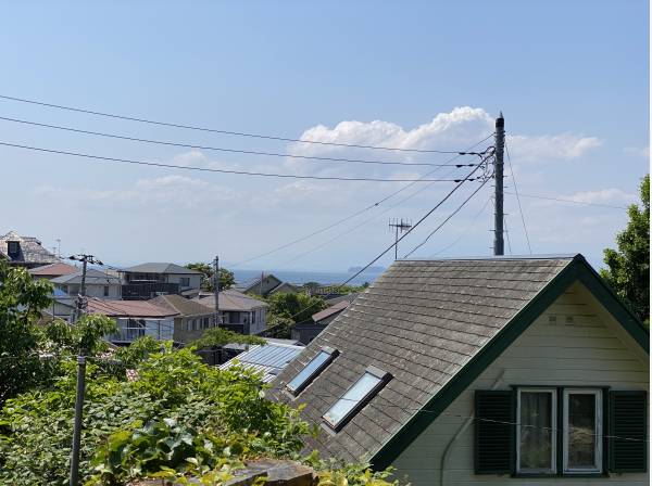 現地1階から望む湘南の海