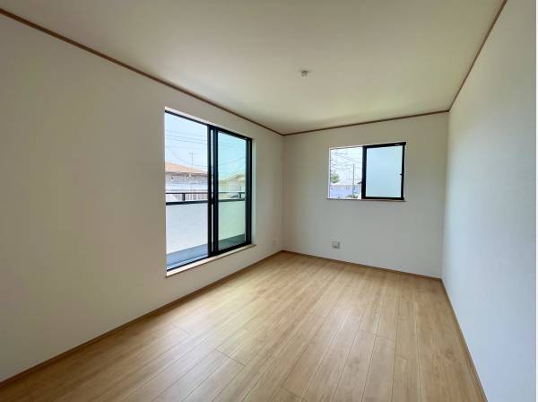 洋室は全4部屋ございます