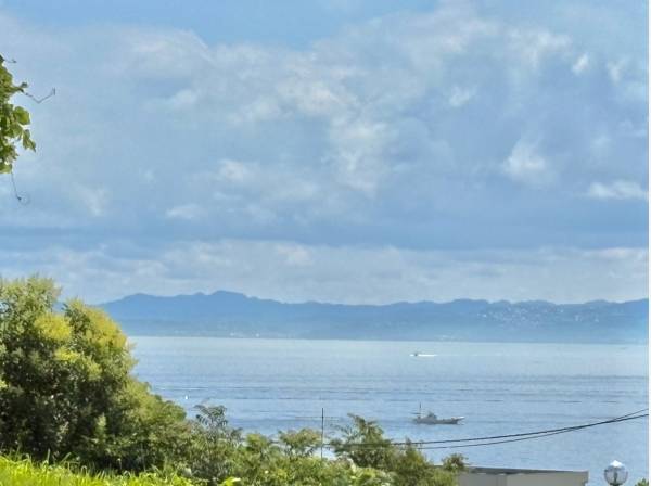 1階テラスから海を遠望します！