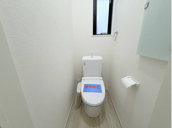 白を基調にしたレストルーム