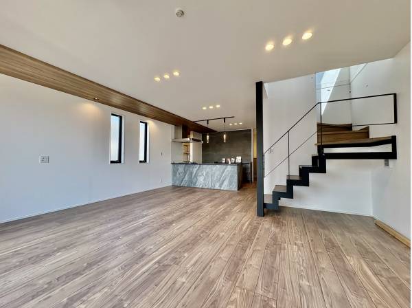 LDKはなんと23.5帖！もう自由にしてください！