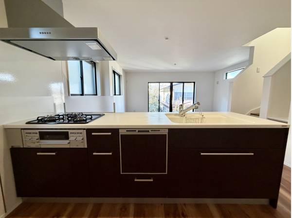 設備も充実しています。
調理スペースも広いですね。