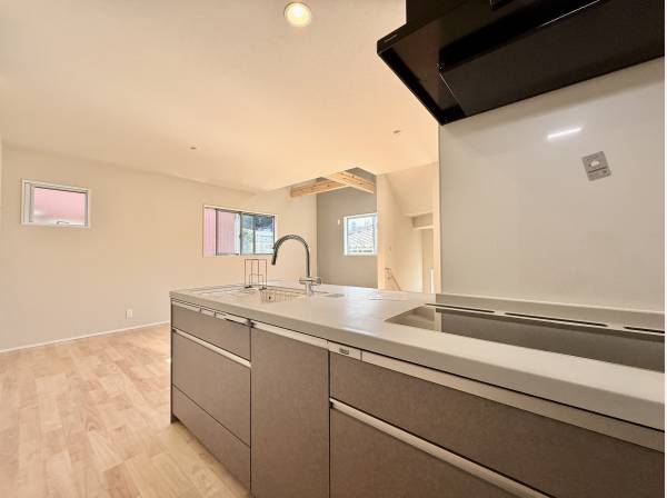 食洗機完備のシステムキッチン