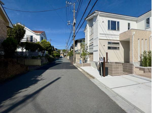 約5.9ｍの前面道路