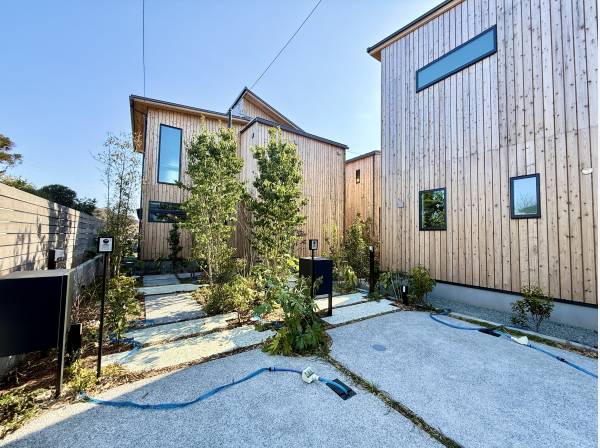 お車は2台分駐車可能！