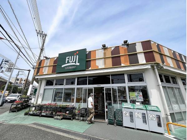 FUJIスーパー鵠沼藤が谷店まで徒歩9分（約650m）