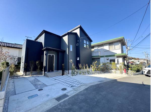 カースペースは並列2台分確保