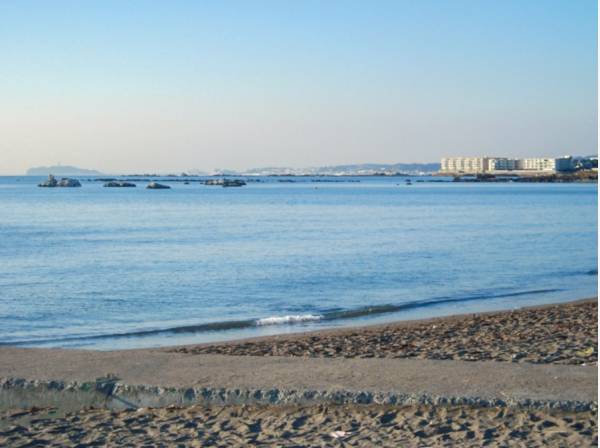 一色海岸まで徒歩17分（約1300m）