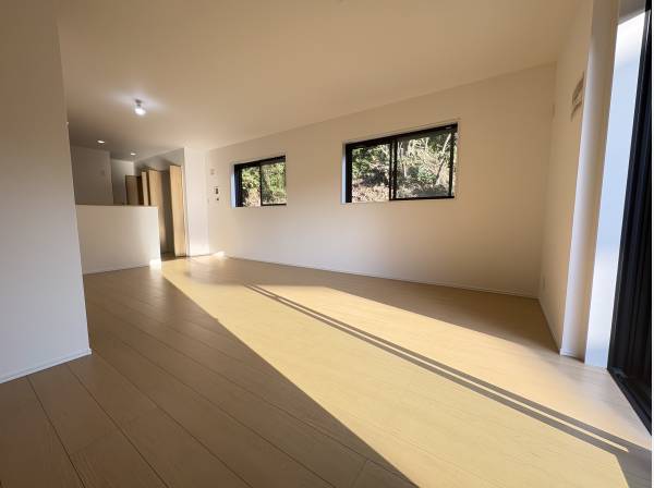 南西向きの1階リビング