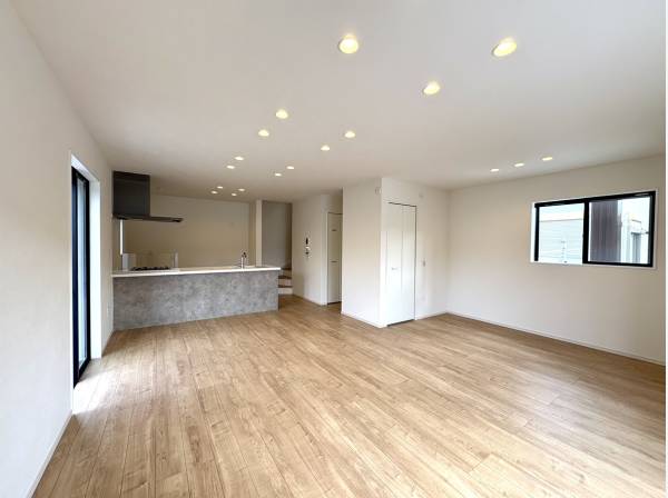 広がりのある空間が家族の動きをやさしく受け止めてくれます