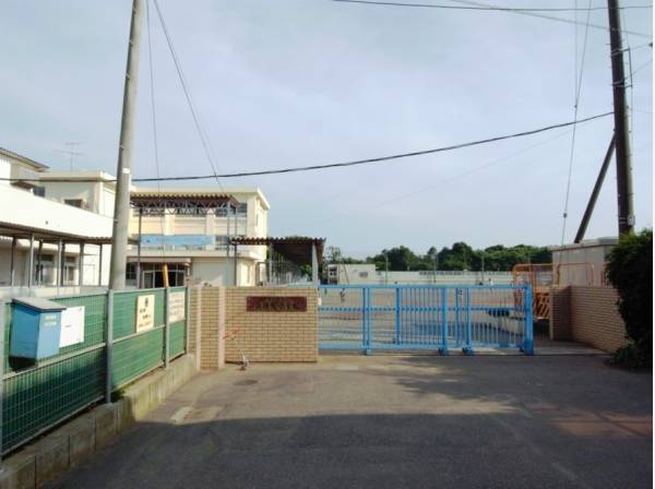 浜須賀小学校まで約650ｍ