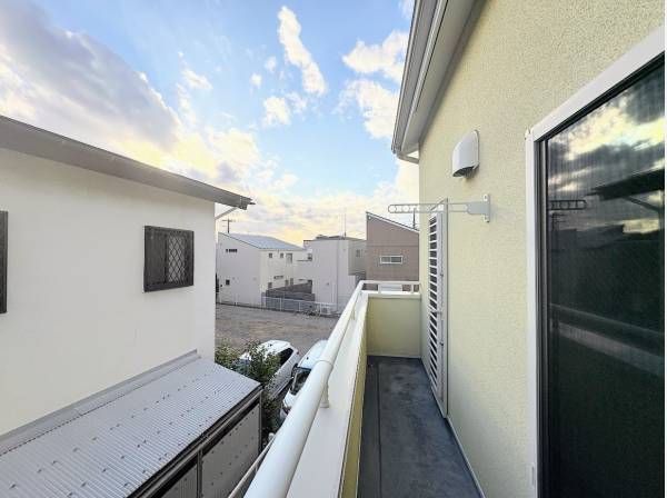 日当たりの良いバルコニー