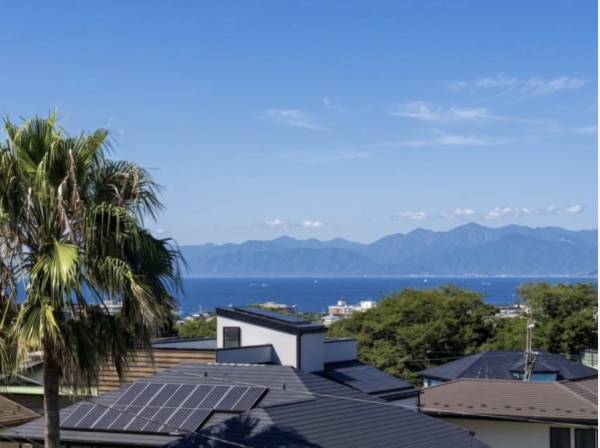 現地からはご覧の眺望！見渡す限りの青空と相模湾を満喫！