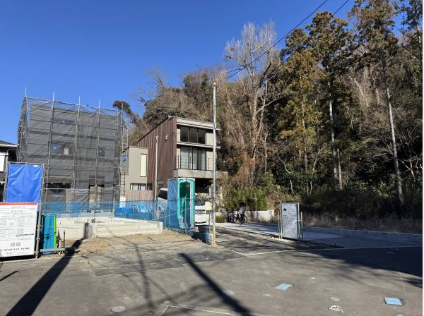 緑を感じる開発分譲地です♪