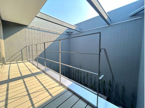 寝室や和室からプールへ直行出来ます！