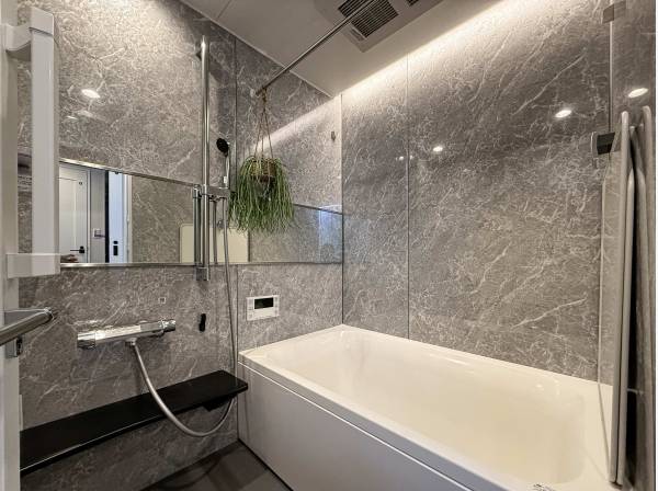 バスルームの新規交換済みです。