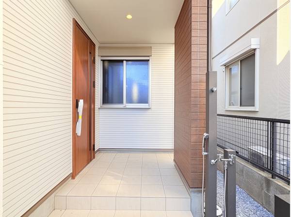 玄関エントランス