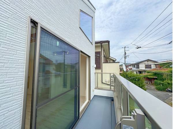 一種低層住居地域。高い建物はなく風通し、見晴らしも良好。