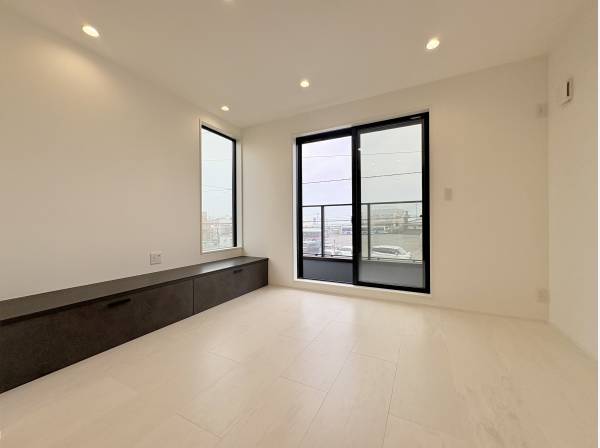 LDKは14帖のまったり寛げる空間