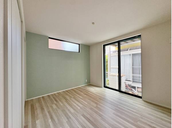 採光が確保できた洋室です、くつろぎのひと時を過ごしください