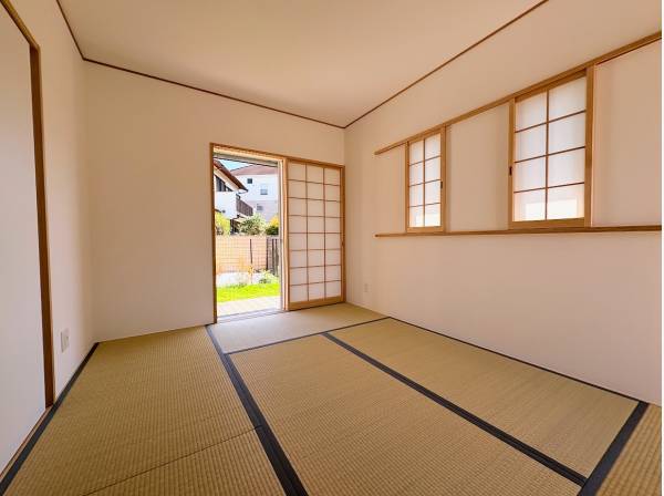 和モダン住宅を表す和室です