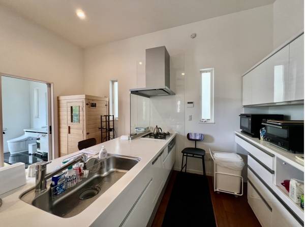 食洗機完備のシステムキッチン