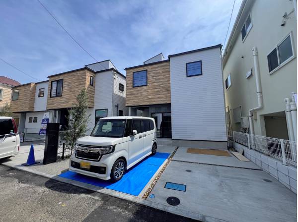 車も2台駐車可能