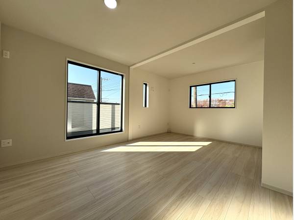 優しい光が広がり落ち着いた時間が流れる居室