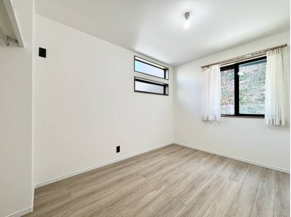 洋室は全部で3室ございます