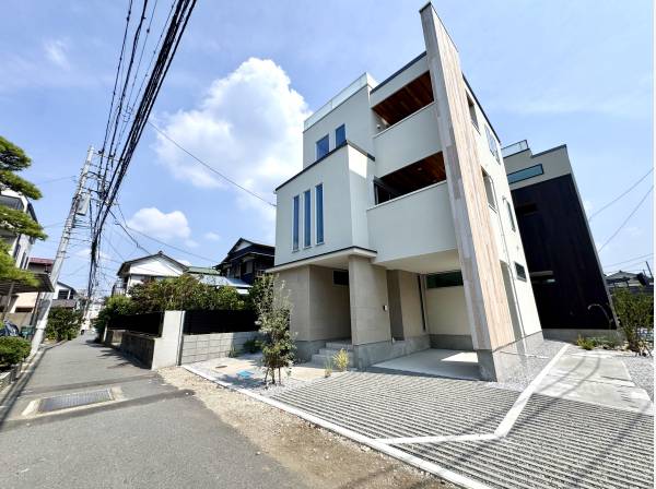 海近・駅チカの湘南デザイナーズハウス！