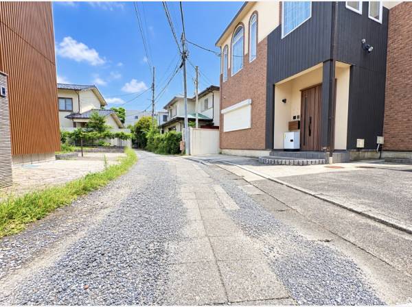 前面道路になります！