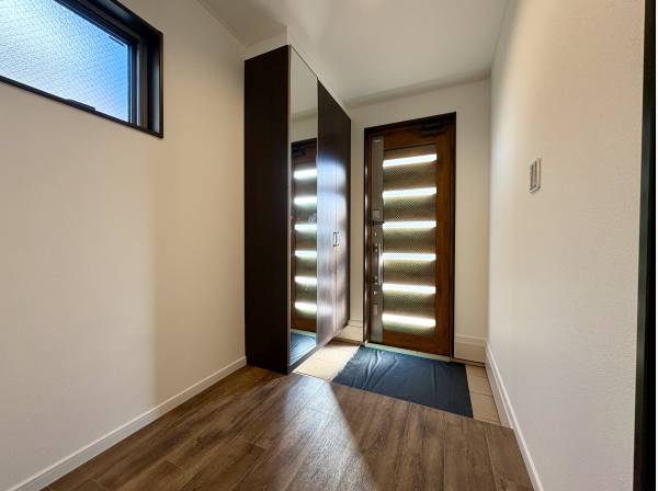 ゆったりとした玄関スペース