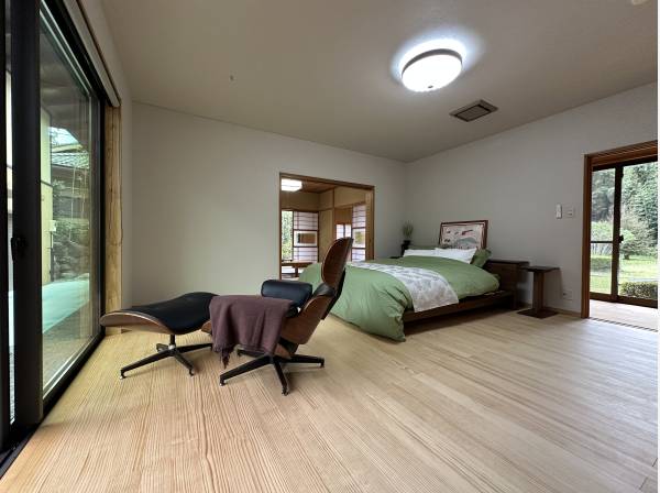 約12.1帖の主寝室