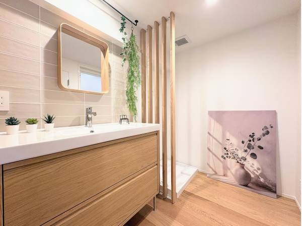 朝の忙しい時間も彩ってくれるサニタリールーム