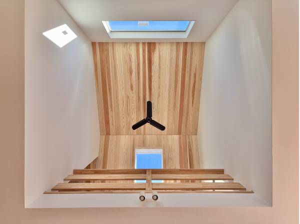 LDKの天井は吹き抜けになっており、開放感溢れる空間を演出します。