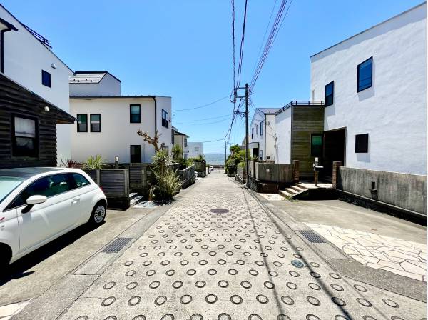 前面道路は私道かつ海を眺望できます