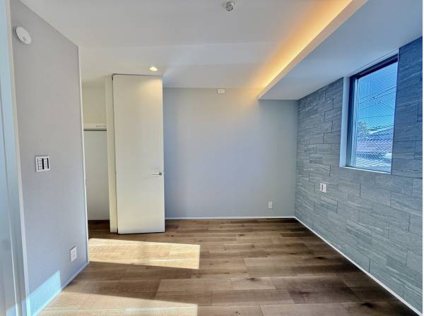 クローゼット完備の居室