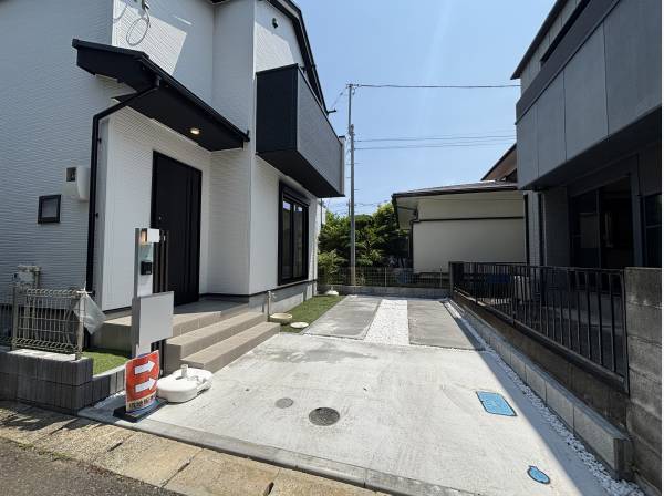 カースペース１台分完備がございます。