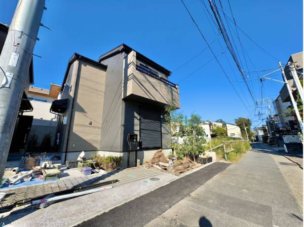 周辺は静かな住環境。落ち着いた雰囲気の街です