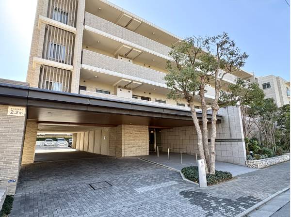 野村不動産旧分譲「オハナ」シリーズの洗練された住空間。