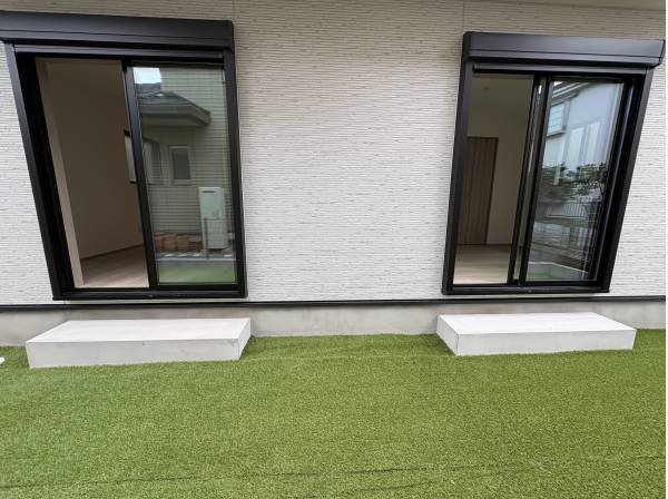 二部屋から庭に出られますので、大勢で遊べますよ！