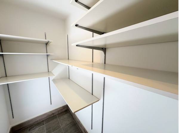 靴だけではなく、レジャー用品も配置できるSIC