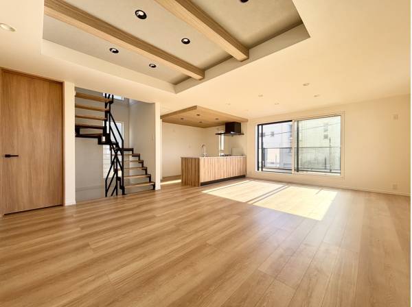 広々としたLDK部分